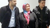 Çalıştıkları Türk gemisi borcu nedeniyle Tunus’ta bağlanınca 4 denizci mahsur kaldı. 11 aydır çalmadık kapı bırakmadıklarını anlatan Şükran Demir ‘Eşimin sağlık problemleri var. Ölmesini mi bekliyorlar, neden yollamıyorlar?’ diyerek yetkililere sitem etti. Tunus’ta mahsur kalan 4 Türk denizciden biri olan […]