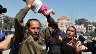 Sakız Adası’ndaki kamptan kaçan sığınmacıların Sakız Merkez Limanı’nı işgal etmesi, bazı ada sakinlerinin tepkisine neden oldu. Sığınmacıların tutulduğu bölge sakinleriyle mültecileri destekleyen aktivistler arasında gerginlik yaşandı. Türkiye ile Avrupa Birliği (AB) arasında varılan anlaşma kapsamında 20 Mart’tan sonra Yunan adalarına […]