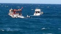 Antalya’nın Kemer İlçesi’nde gezintiye çıktıkları teknenin motor arızası yapması sonucu denizde mahsur kalan 8 kişi, Sahil Güvenlik tarafından kurtarıldı. Antalya’nın Kemer İlçesi’nde dün saat 17.00 sıralarında Üç Adalar adlı gezinti teknesinin kıyıdan 3 mil açıkta dalga boyunun yükselmesi sonucu motor […]