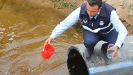 Manavgat Kum Mevki’nde bulunan Antalya Büyükşehir Belediyesi’ne bağlı ASAT’a ait arıtma tesisinden, bölgede bulunan dereye, kanalizasyon ve arıtılmamış suların tahliye edildiği ve bunun sonucu olarak da balık ölümlerinin yaşandığı iddia edildi. Deredeki Su kirliliği ve balık ölümleri, Manavgat Belediyesi Zabıta […]