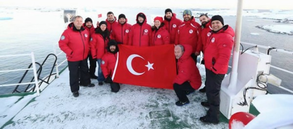 Antarktika’dan 100 civarında likenleşmiş mantar ve 15 civarında karayosunu türüne