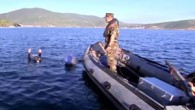Deniz Kuvvetleri Komutanlığı’na bağlı Erdek Mayın Filosu Komutanlığı tarafından Erdek Körfezi’nde düzenlenen tatbikatta, denizde tespit edilen bir mayın imha edildi. Türk Silahlı Kuvvetleri (TSK) sosyal medya hesabından, Mayın Filosu Komutanlığı’nın tanıtım filmini yayınladı. Filmde TCG Anamur mayın avlama gemisi, taktik […]
