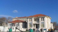 Çanakkale’de 1982 yılında ziyarete açılan Çanakkale Deniz Müzesi, yerli ve yabancı turistlerden ilgi görüyor. Çanakkale Deniz Müzesi Komutanı Deniz Albay Engin Aktaş,yaptığı açıklamada, 2003 yılından itibaren birinci sınıf “askeri müze” olarak hizmet veren Çanakkale Deniz Müzesi’nde, Fatih Sultan Mehmed tarafından […]