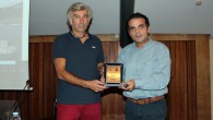 Hüseyin Altay Yontan / Vira Haber Galatasaray Üniversitesi Meslek Yüksekokulu öğrencilerinin öncülüğünde kurulan Galatasaray Üniversitesi Denizcilik Kulübü 2016-2017 Akademik döneminin ilk etkinliğini geçtiğimiz gün gerçekleştirdi. Galatasaray Üniversitesi Aydın Doğan Oditoryumu’nda gerçekleştirilen etkinliğin konuğu Türkiye’nin tek geleneksel kürek sporcusu Hüseyin Ürkmez […]