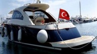 Tasarıda, yabancı bayrak çekilmiş olan yat, kotra, tekne ve gezinti gemilerinin Türk bayrağına geçişine ilişkin istisnalar belirleniyor. Hükümetin meclise gönderdiği torba tasarıyla başka bir ülkeye kaydettirilmiş olan yat, kotra, tekne ve gezinti gemilerinin Türkiye’ye kaydettirilmesi veya ithal edilmesi halinde sahiplerinden […]