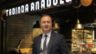 27 Kasım 2016 Pazar TAV Havalimanları nın iştiraki BTA nın Anadolu nun yöresel tatlarını sunan konsepti Tadında Anadolu, daha bilinçli bir tüketim amacıyla sürdürülebilir restorancılık anlayışını benimsedi. WWF-Türkiye (Doğal Hayatı Koruma Vakfı), Boğaziçi Üniversitesi işbirliği ve Unilever Food Solutions desteğiyle hayata geçirilen […]