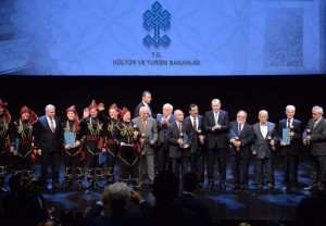 04 Kasım 2016 Cuma – Cumhurbaşkanı Recep Tayyip Erdoğan Başbakan Binali Yıldırım