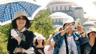 2016 yılının ilk yarısında 59 milyonu aşan, yıl sonunda ise 120 milyona ulaşması beklenen tatil için yurtdışına giden Çinli turist sayısının, önümüzdeki beş yıl içinde 600 milyon kişiye çıkması bekleniyor. Çin Ulusal Turizm İdaresi’nin rakamlarına yer veren China Today Türkiye’nin […]