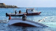 Bodrum’da düzenlenen Tirhandil Yelken Yarışlarında, Aganta isimli tekne alabora oldu. Teknede bulunan 7 kişi canını zor kurtarırken, yarışmacılar teknenin batma anlarını sosyal medyadan canlı yayında verdi. Bodrum’da düzenlenen “Bodto Tirhandil Kış Trofesi” 1’inci ayak yarışlarına 14 tekne ve 100 yarışçı […]
