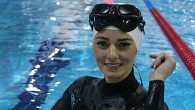 Sualtı Kadın Milli Takımı sporcusu Bilge Aydın, kariyerine anne olduktan sonra da devam ettiğini, yeni bir dünya rekoru için hazırlık yaptığını belirterek, havuzdaki antrenmanlarına 2 yaşındaki çocuğuyla birlikte gittiğini söyledi. Serbest dalışla 2006’dan bu yana ilgilenen ve uluslararası müsabakalarda Türkiye’yi […]