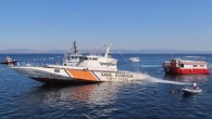 İZMİR’in Çeşme İlçesi’nde, dalış turizmine hizmet vermesi ve balık yuvası olması amacıyla batırılan TCSG 68 Sahil Güvenlik Gemisi, ilk komutanı Kıdemli Yüzbaşı Ercan Erkut’un gözyaşları arasında uğurlandı. 12 Temmuz 2016 tarihinde hizmet dışı kalan TCSG 68 adlı Sahil Güvenlik gemisi, […]