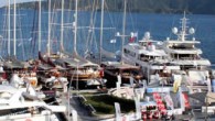 Muğla’nın Marmaris ilçesinde bu yıl 36’ncısı düzenlenen “Marmaris Yacht Charter Show Fuarı” kapılarını deniz tutkunlarına açtı. İlçenin Yat Limanı’nda aralarında yabancı ülkelerinde bulunduğu 36 acentenin temsilcilerinin katıldığı fuarda toplam 16 yat sergileniyor. Kordon boyunca sıralanan lüks ahşap ve motor yatlar […]