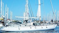 ‘ANOUK’ adlı yelkenli teknesi ile 2004- 2007 yılları arasında dünya turu yapan denizci 67 yaşındaki Ekrem İnözü, 8 Eylül 2014’te Bodrum Turgutreis’ten başladığı ikinci dünya turunu İzmir’in Seferihisar İlçesi’ndeki Teos Marina’da tamamladı. İlk dünya turunu en hızlı tamamlayan Türk denizci […]