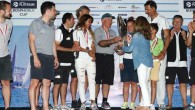 Turkcell Platinum Bosphorus Cup’ta dün yapılan tartışmalı Boğaz yarışı Uluslararası Jüri tarafından genel overall dışında değerlendirildi. Bugün Caddebostan’da gerçekleşen üç şamandıra yarışı sonunda döner trofeyi Bülent Atabay’ın Orient Express VI ekibi kazandı. Böylelikle Atabay kupanın 16 yıllık tarihinde adını 2002 […]