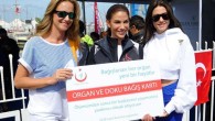 Organ bağışının gerekliliğine dikkat çekmek ve bu konuda farkındalık yaratmak amacıyla sosyal sorumluluk projesi “Hayata Yelken Aç” kapsamında bu yıl ikincisi düzenlenen yat yarışı, Kalamış Koyu’nda sert rüzgarda gerçekleşti. Sağnaklar daha da sert gelince bazı tekneler zor anlar yaşadı. Pupa […]