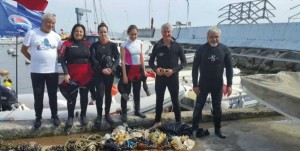 Deniz yaşamının önemine dikkat çekmek isteyen ve İstanbul Caddebostan sahilinde