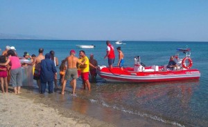 Yazın bunaltıcı sıcaklarının yaşandığı bugünlerde insanların serinlemek için deniz ve