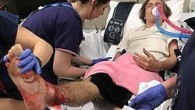 Avustralya’nın Melbourne kentinde akıllara durgunluk veren bir olay yaşandı. Maçtan sonra ayaklarını dinlendirmek için suya sokan 16 yaşındaki Sam Kanizay, denizdeki et yiyen ve türü bilinmeyen böceklerin saldırısına uğradı. Bir anda ayakları kanlar içinde kalan genç çocuk hastaneye kaldırılarak tedavi […]