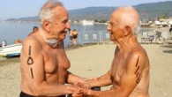 Balıkesir’in Edremit ilçesinde düzenlenen Edremit Uluslararası Açık Su Maratonu’na katılan 87 yaşındaki Hüseyin Levent Aksüt, 2 bin metre yüzerek kategorisinde birinci oldu. Edremit ilçesinin Akçay sahilinde düzenlenen ve 247 sporcunun katıldığı açık su maratonuna katılan Hüseyin Levent Aksüt, 87 yaşına […]