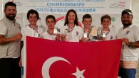 Hong Kong’da 17 ülkeden 131 sporcunun katılımıyla düzenlenen 2017 Optimist Asya ve Okyanusya Şampiyonası’nda Demir Dirik (Arkas Çeşme Yelken Gençlik ve Spor Kulübü) Gümüş madalyanın sahibi oldu. Sabri Kerem Erkmen (Fenerbahçe Doğuş Yelken) şampiyonada 4.sırada yer alırken Can Ertürk (Göztepe […]
