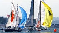 Türkiye Açıkdeniz Yarış Kulübü (TAYK) 2017 Trofesi’nin son yarışı olan TAYK-MDK Kupası, 7 Ekim Cumartesi günü coğrafi rotada yapılacak. 5 Ekim Perşembe günü (yarın) saat 17.00’a kadar kayıtların kabul edileceği son yarış öncesi Cheese Sailing, Eker Yayık Ayran, Uniq2Go-Hangover ve […]