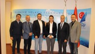 Sports Boat Sınıf Komitesi TYF İstanbul ofisinde toplantı gerçekleştirdi. Sports Boat sınıfı üzerinde çalışılacak çeşitli projelerin görüşüldüğü toplantıya Türkiye Yelken Federasyonu Başkanı Özlem Akdurak, TYF Yönetim Kurulu Üyesi Ali Doğaner ve Mahmut Saral, TYF Genel Koordinatörü Öktem Kalaycıoğlu, Şükrü Sanus […]