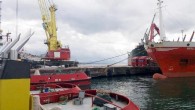 Yaşar ANTER/BODRUM(Muğla), (DHA)- MUĞLA’nın Milas ilçesine bağlı Güllük Limanı’nda römorkörün altında temizlik yapan sanayi dalgıcı, limana giriş yapan başka bir römorkörün çalışma yaptığı tekneye çarpmasıyla ölümden döndü. Arkadaşlarının yardımıyla sudan çıkarılan dalgıç, hastaneye kaldırıldı. Olay, dün saat 13.30 sıralarında Güllük […]