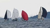 ERGO-MIYC Kış Trofesi’ne katılım sayısı farklı bölgelerden gelen teknelerle giderek artıyor. 3-4 Şubat tarihlerinde yapılan 2. Ayak yarışlarında 10. yılını kutlayan etkinliğe 30 tekne kayıt verdi. Bunlardan biri de Kuşadası Yat Kulübü adına Doğukan Kandemir dümenciliğinde IRC3’te yarışan KAYK Apaz-Kömürcüoğlu […]