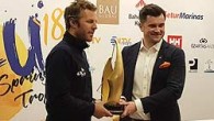 BAU İlkbahar Trofesi 2017’nin şampiyonu Enka Cheese takımının lideri Levent Peynirci, döner kupayı düzenlenen törenle yeni sahibine verilene dek organizasyona teslim etti. 2018 Trofesi’nin ilk mücadelesi bu hafta sonu Setur Marinas Cup adına yapılacak iki yarışla başlayacak. Toplantıda teknik bilgiler […]