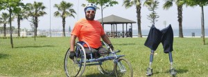 17 Ağustos depreminde yıkılan evinin enkazından çıkarılan, ancak iki bacağı