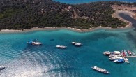 Bin 480 kilometre kıyı uzunluğu, binlerce irili ufaklı koyu ile mavi tur yolculuğunun merkezi durumundaki Muğla‘da yaz aylarında 10 bine yakın tekne koylarda dolaşıyor. Deniz ve kıyılardaki kirliliği önlemek için teknelerin atık su, sintine, atık yağ ve çöpleri, Muğla Büyükşehir […]