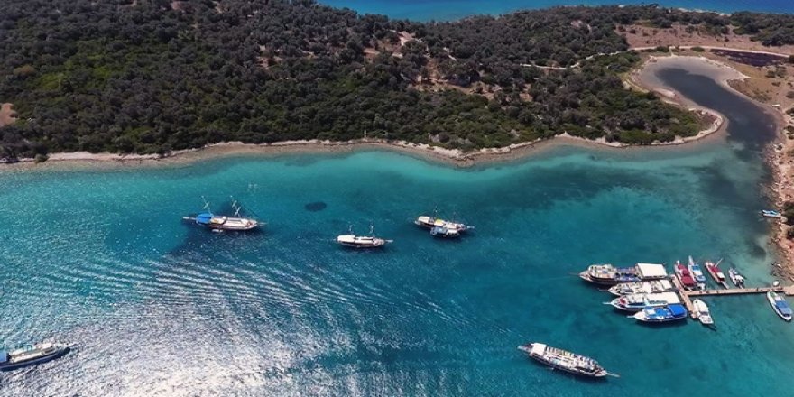 Bin 480 kilometre kıyı uzunluğu, binlerce irili ufaklı koyu ile