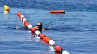 Bodrum Belediyesi ve hayırsever bir vatandaşın desteğiyle, Kumbahçe Sahili Halk Plajında görme engellilere özel yapılan parkurun açılışını, görme engelliler yaptı. Açılışa katılan Bodrum Belediye Başkanı Mehmet Kocadon, engelli vatandaşları unutmadıklarını söyledi. Tehlike durumunda anında müdahale edilecek Başkan Mehmet Kocadon, alanı […]
