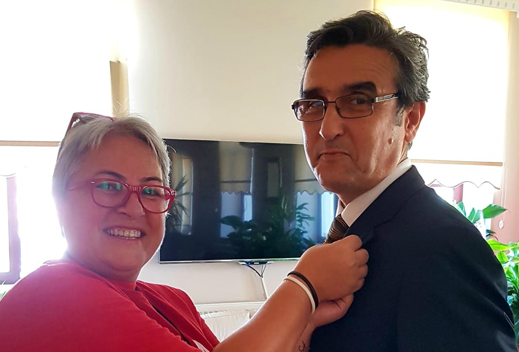 TEMA’dan Hoş Geldiniz Ziyareti ! Tema Vakfı Kuşadası Türkmen mahalle sorumlusu Sibel Kocaman Kuşadası Kaymakamımız
