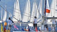 Adında “Sonbahar” var ama 16. Göcek Yarış Haftası yaz mevsimini aratmayacak sıcak ve güneşli bir havada başladı, öyle de devam ediyor. Rüzgar gelene dek özellikle Rus ekipler denize girip güneşin nimetlerinden yararlanırken, komite teknesinde de ızdıraplı saatler yaşanıyor. Düşük hava […]