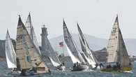 Türkiye Açıkdeniz Yarış Kulübü (TAYK), toplam üç yarıştan oluşan Sonbahar Kupası’na 10 Kasım’da (bugün) başlıyor. İstanbul Yelken Kulübü’nün geleneksel Altın Kilit Yat Yarışı ise 11 Kasım Pazar günü Caddebostan-Dalyan parkurunda yapılacak. Her iki etkinliğe de 39’ar tekne kayıt verdi. DHO […]