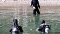 Marmaris’te balık popülasyonunu artırmak için denizden toplanan doğal taşlardan kıyıya 30 metre mesafede setler yapılarak ve iskele altları doldurularak resifler oluşturuldu. Resif çalışmaları sırasında denizden 15 ton da çöp çıkartıldı. Marmaris’te yeni tip habitat oluşturmak ve mevcut balık popülasyonunu artırmak […]