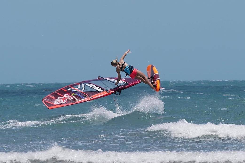 Sarah-Quita Offringa & Oda Johanne Shredding Together in Brazil Sarah-Quita