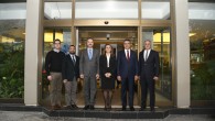 Türkiye Yelken Federasyonu Başkanı Özlem Akdurak, TYF İcra Kurulu Üyesi Ferit Esen ve TYF Avukatı Uğur Kanar ile birlikte İMEAK Deniz Ticaret Odası’nda Başkan Tamer Kıran ve Ulaştırma ve Altyapı Bakanlığı Deniz ve İçsular Düzenleme Genel Müdürü Okay Kılıç ile […]