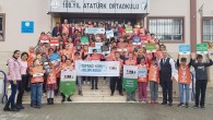Söke ilçe temsilcisi Ömriye Demirkol, aktif gönüllümüz HuriyeOkutan, 100.yıl Atatürk Ortaokulu müdürümüz A.Nejat Orçan ile öğrencilerimize “Doğayla uyumlu yaşam” sunumunu interaktif olarak gerçekleştirdik. Sibel Kocaman #umutyeşertiyoruz TEMA Vakfı Kuşadası Türkmen Mahalle Sorumlusu
