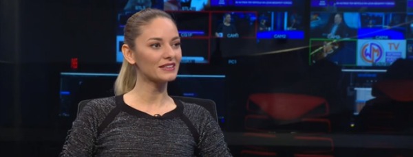 Gökhan Karakaş türkiyenin tematik kanalı Woman tv de yayınlanan Açık
