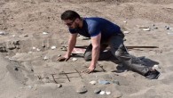 Caretta caretta ve yeşil deniz kaplumbağalarının önemli yuvalama alanları arasında yer alan Mersin’de, kumsala çıkan kaplumbağalar ilk yumurtalarını bırakmaya başladı Kaynak: ‘Caretta carettaları ürkütmeyin’ uyarısı. Caretta caretta ve yeşil deniz kaplumbağalarının önemli yuvalama alanları arasında yer alan Mersin’de kumsala çıkan […]
