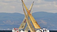 Bu yıl İstanbul-Moda, Tirilye koy içi ve Bursa-Tirilye-Moda rotasında 7’incisi düzenlenecek ‘TAYK-Eker Olympos Regatta’ yarışları için geri sayım başladı. Yarışlara 35 profesyonel tekne ve 350 yelkencinin katılması bekleniyor. Dinmeyen rüzgârı, Gemlik’ten Mudanya’ya uzanan kıyı coğrafyası ile yelken sporuna kucak açan […]
