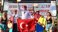 KiteFoil World Series Italy / Gizzeria 2019’da Ejder Ginyol Master kategorisinde birinci oldu. 19 Ülkeden 84 sporcunun mücadele ettiği yarışlarda Ejder Ginyol (Ankara Yelken Kulübü) Master kategorisinde birinciliği elde ederken Genel’de 17.sırada yer aldı. 16 Yaşındaki genç sporcumuz Sarp Bulut […]