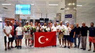 Kanada’da düzenlenen Laser 4.7 Dünya Şampiyonası’nda U16 kategorisinde Dünya Şampiyonu olan Milli sporcumuz Derin Baytur ülkeye döndü. Şampiyon Deniz Baytur ve Millilerimiz İzmir Adnan Menderes Havalimanı’nda coşkuyla karşılandı. Karşılama törenine Türkiye Yelken Federasyonu Sportif Direktörü Fatih Özmen, Karşıyaka Spor Kulübü […]