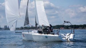 Ariel Nachemia and Erica Lush won the second edition of