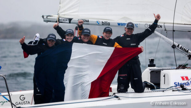 France’s Pauline Courtois/ Match in Pink by Normandy won the