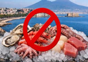 Napoli’de çiğ deniz ürünlerinin tüketimi yasaklandı Napoli Belediyesi, hepatit A vakalarında “endişe verici bir artış” tespit