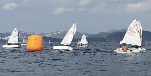 Hopa İlçe Milli Eğitim Müdürlüğü öncülüğünde, öğrencilere yelken sporunu tanıtıp