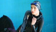 Serbest dalışta dünya ikinciliği bulunan milli sporcu Alya Akar (15), Dünya Şampiyonası’nda ardını zirveye yazdırabilme hedefiyle hazırlıklarını sürdürüyor. Üç yıl önce tanıştığı serbest dalışta kendisini göstererek milli takıma seçilen Akar, bugüne kadar katıldığı şampiyonalarda önemli dereceler elde etti. Alya Akar, […]
